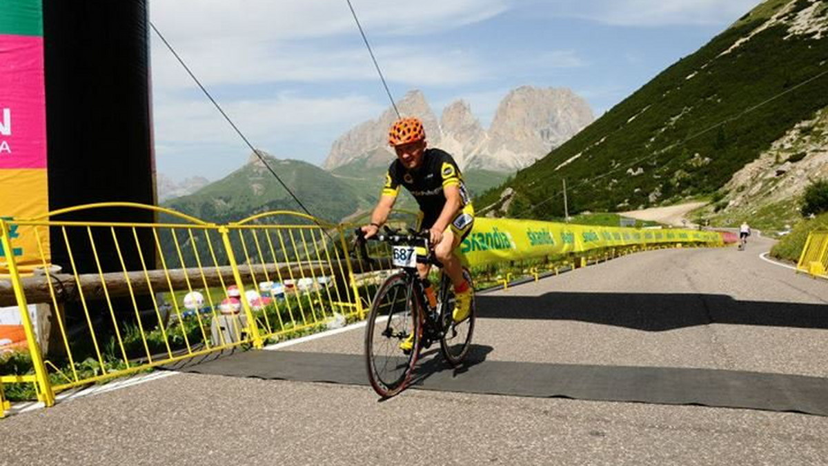 Tour de Pologne Challenge Trentino odbędzie się w sobotę 6 czerwca, a w wyścigu mogą wystartować wszyscy - amatorzy, turyści, miłośnicy kolarstwa. Nie trzeba być mistrzem, choć ze względu na wymagającą trasę niezbędna będzie choćby odrobina treningu. Wyścig rozpocznie się w Cavalese, a meta usytuowana jest na Passo Pordoi. Po drodze kolarze pokonają podjazdy na Passo Pampeago i Passo Costalunga, a także zwiedzą Val di Fiemme i Val di Fassa.