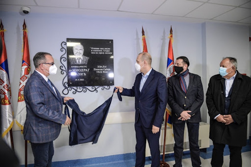 otkrivanje spomenika doktoru Miodragu Laziću