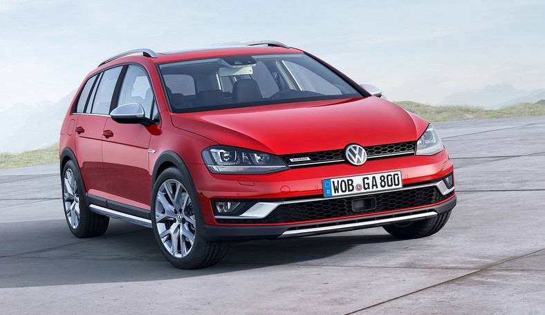 Volkswagen Golf Alltrack na cztery łapy