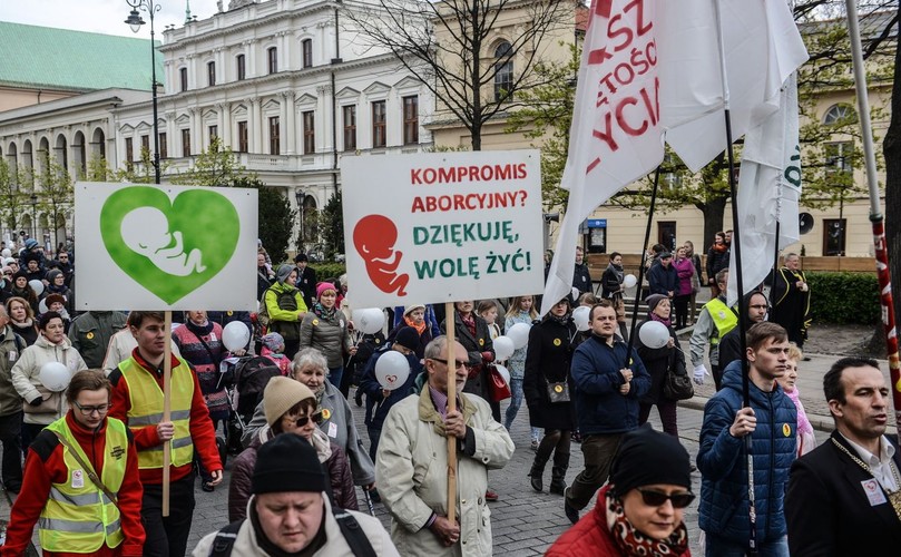 XI Marsz Świętości Życia przeszedł ulicami Warszawy