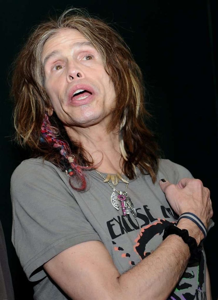 Steven Tyler bez zębów. Foto