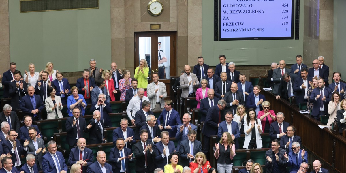 Sejm opowiedział się przeciwko senackiej uchwale o odrzuceniu ustawy ws. powołania komisji ds. rosyjskich wpływów.