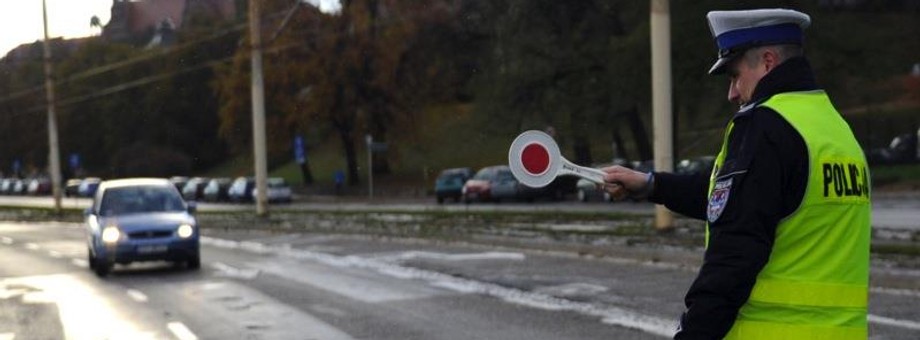 policja policjant kontrola prędkości