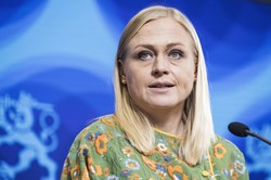 Sikorski spotkał się z fińską ministrą Eliną Valtonen. Temat rozmów? Problemy na granicach