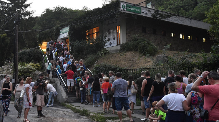 A Zugligeti Libegő a Libegők Éjszakája nevű rendezvényen / Fotó: MTI Máthé Zoltán