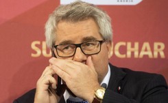 Dziennikarz zapytał Czarneckiego o podróże służbowe kabrioletem. 'Absolutnie absurdalne'