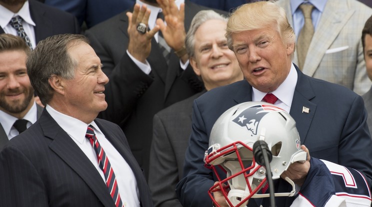 Bill Belichick és Donald Trump régóta jó viszony ápol egymással /Fotók: AFP