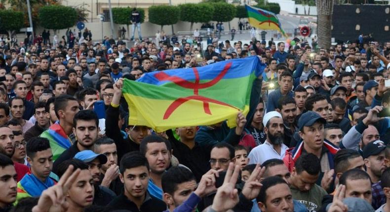 Moroccans demonstrate on November 4, 2016 in the northern city of al-Hoceima to demand justice for a fish seller whose gruesome death, when he was crushed in a rubbish truck, sparked nationwide outrage