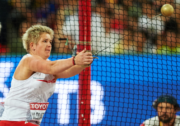 Polka Anita Włodarczyk w finale rzutu młotem podczas lekkoatletycznych mistrzostwach świata w Pekinie