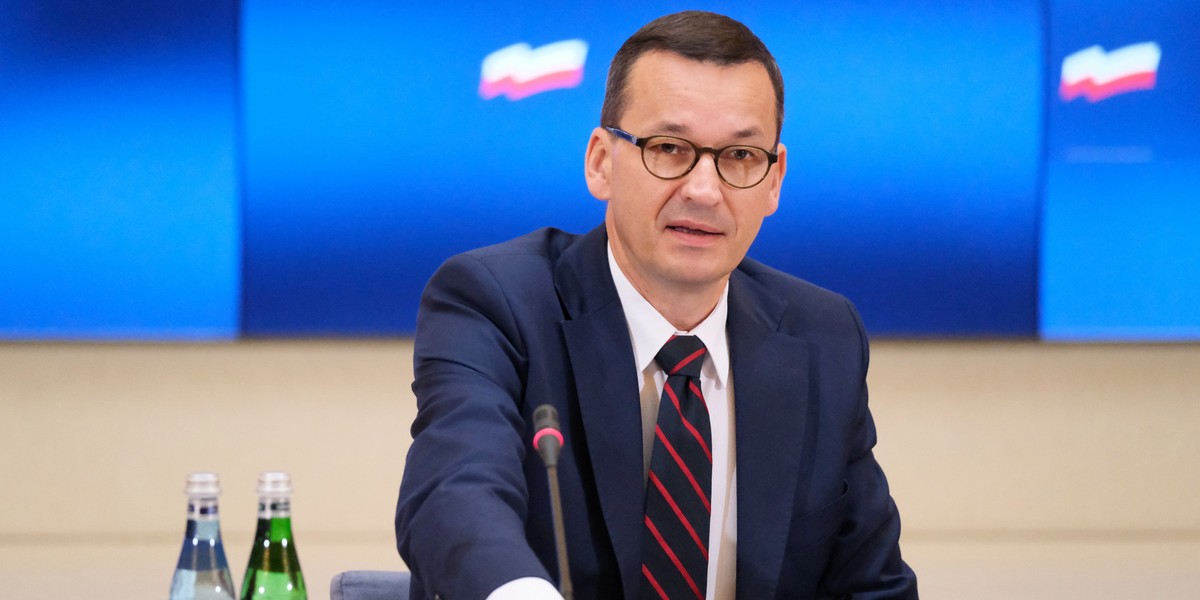 Premier Mateusz Morawiecki mówi, że rząd chce dokończyć reformę OFE. 