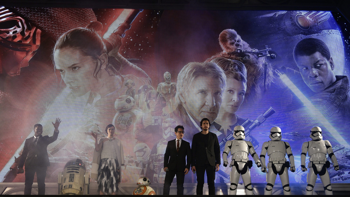 JAPAN CINEMA (Star Wars: The Force Awakens premiere in Tokyo)