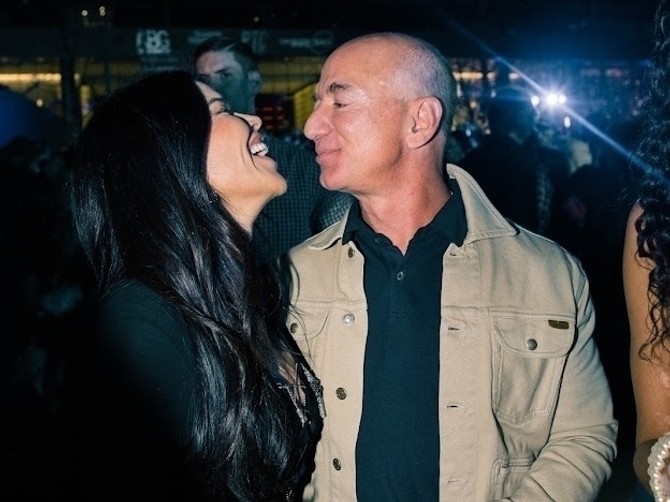 Džef Bezos i Loren Sančez