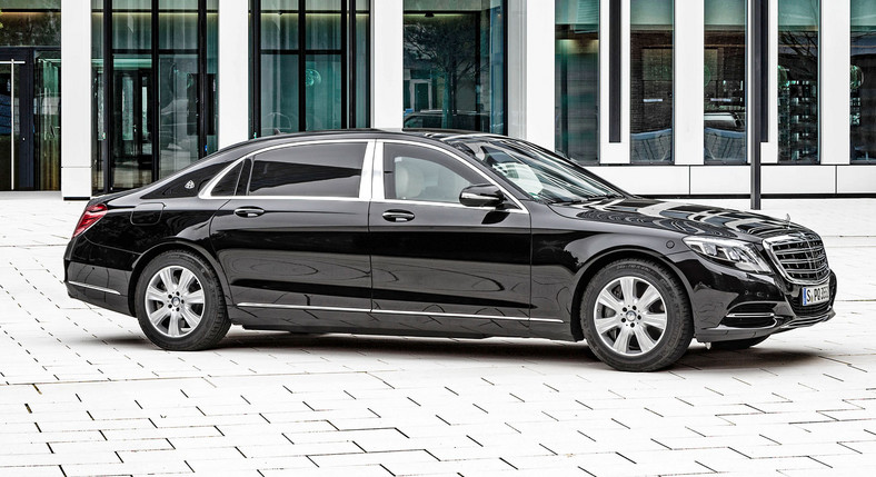 Pancerny Mercedes-Maybach S 600 Guard