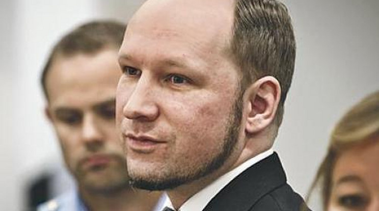 Breivik: Kínoznak a PlayStation2-vel