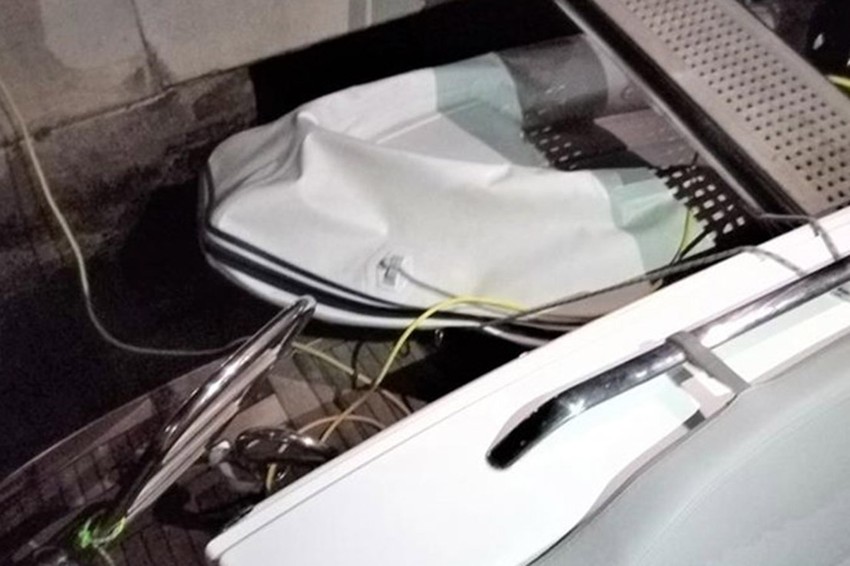 Jedna osoba povređena kada se brod nasukao na stene u Rijeci