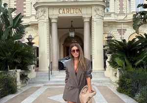 Sindi se skinula i pokazala telo u petoj deceniji 