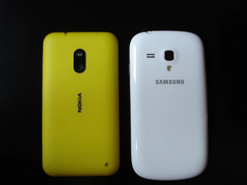 SGS III Mini vs. Lumia 620