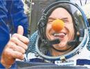 Kampanię na rzecz One Drop Foundation Guy Laliberte prowadził nawet w kosmosie. W październiku 2007 roku zorganizował performance podczas pobytu na ISS Fot. Reuters/Forum