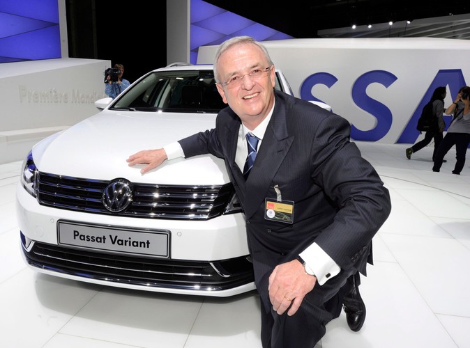 Szef Volkswagena Martin Winterkorn prezentuje nowy model VW Passata