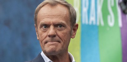 Donald Tusk znowu złamał przepisy drogowe!