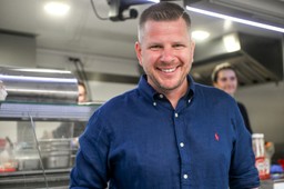 filip chajzer wraca do telewizji. czym się będzie zajmował?