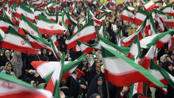 Protesty w Iranie 2026: Ofiary śmiertelne, blokada internetu i reakcja USA