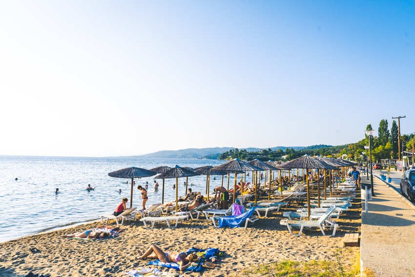 Pobunili su se protiv plažnih barova koji zauzimaju previše mesta