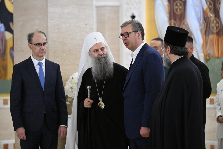 Potpisivanje ugovora za završne radove u Hramu Svetog Save u Beogradu 