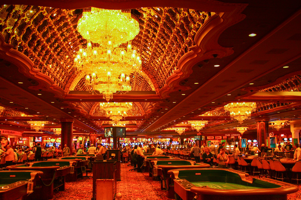 Mimo weekendu, niegdyś największe kasyno Atlantic City świeci pustkami