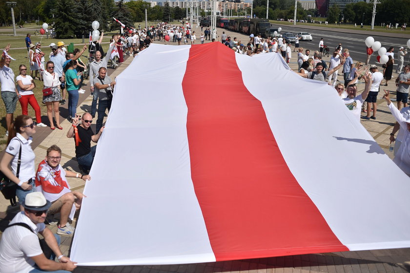 Wielkie manifestacje na Białorusi