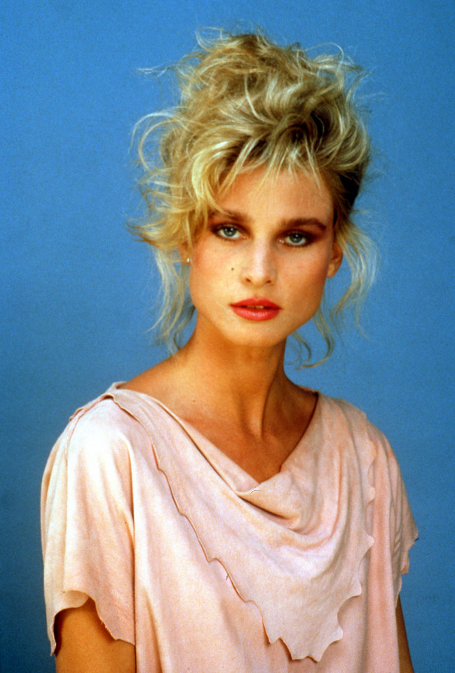 Nicollette Sheridan w 1989 roku