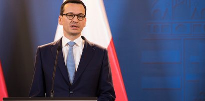 Święta jednak z obostrzeniami. Kogo dotkną najbardziej? Jest zapowiedź premiera