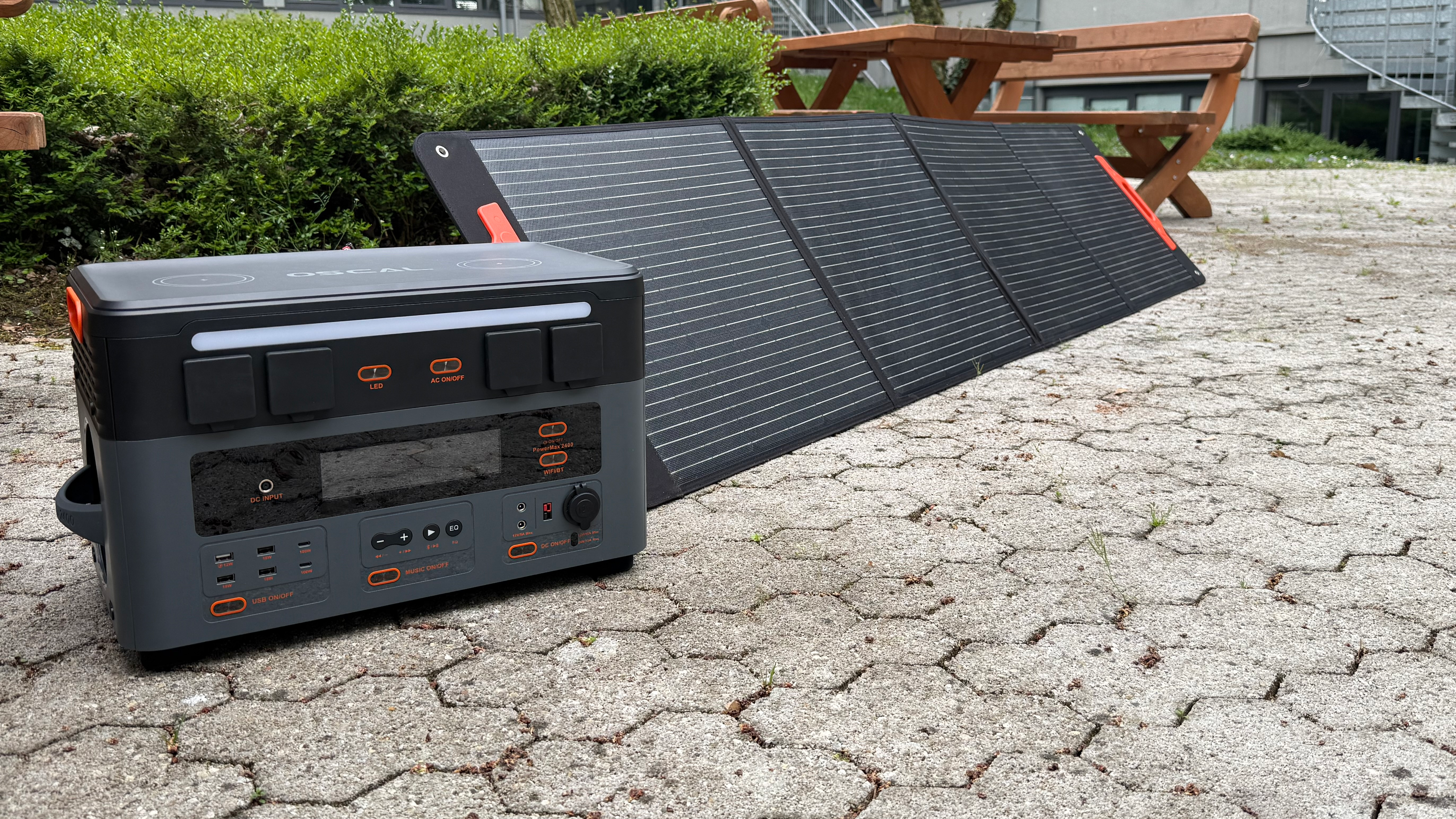 Powerstation Blackview Oscal Powermax 2400 im Test