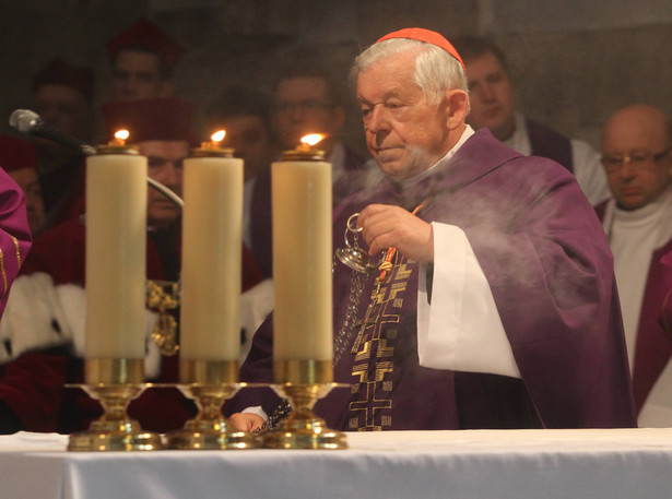 Kardynał Józef Glemp o walce z rakiem. "Nie mam nic do ukrycia"