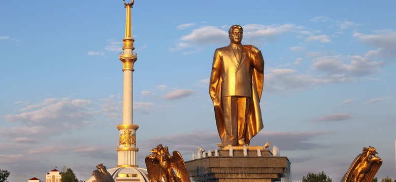 Kolejne państwo bierze obywateli pod but. "Nie ma krajów bez wad. A wady należy ukrywać"