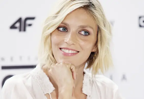 Anja Rubik składa plastikową obietnicę, pod którą powinniśmy podpisać się wszyscy i rozpoczyna nowy "challenge"