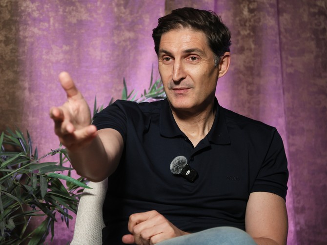 Dr Dejan Čubrilo