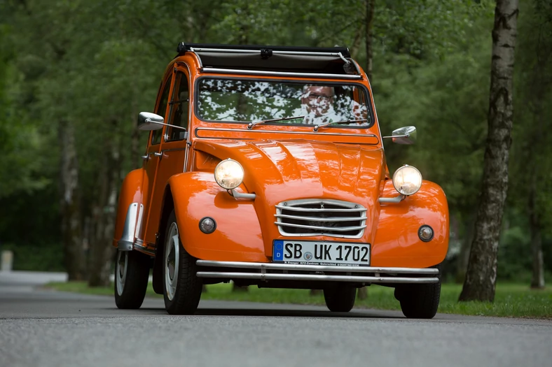 Klasyki, które nie są warte swojej ceny: Citroen 2CV