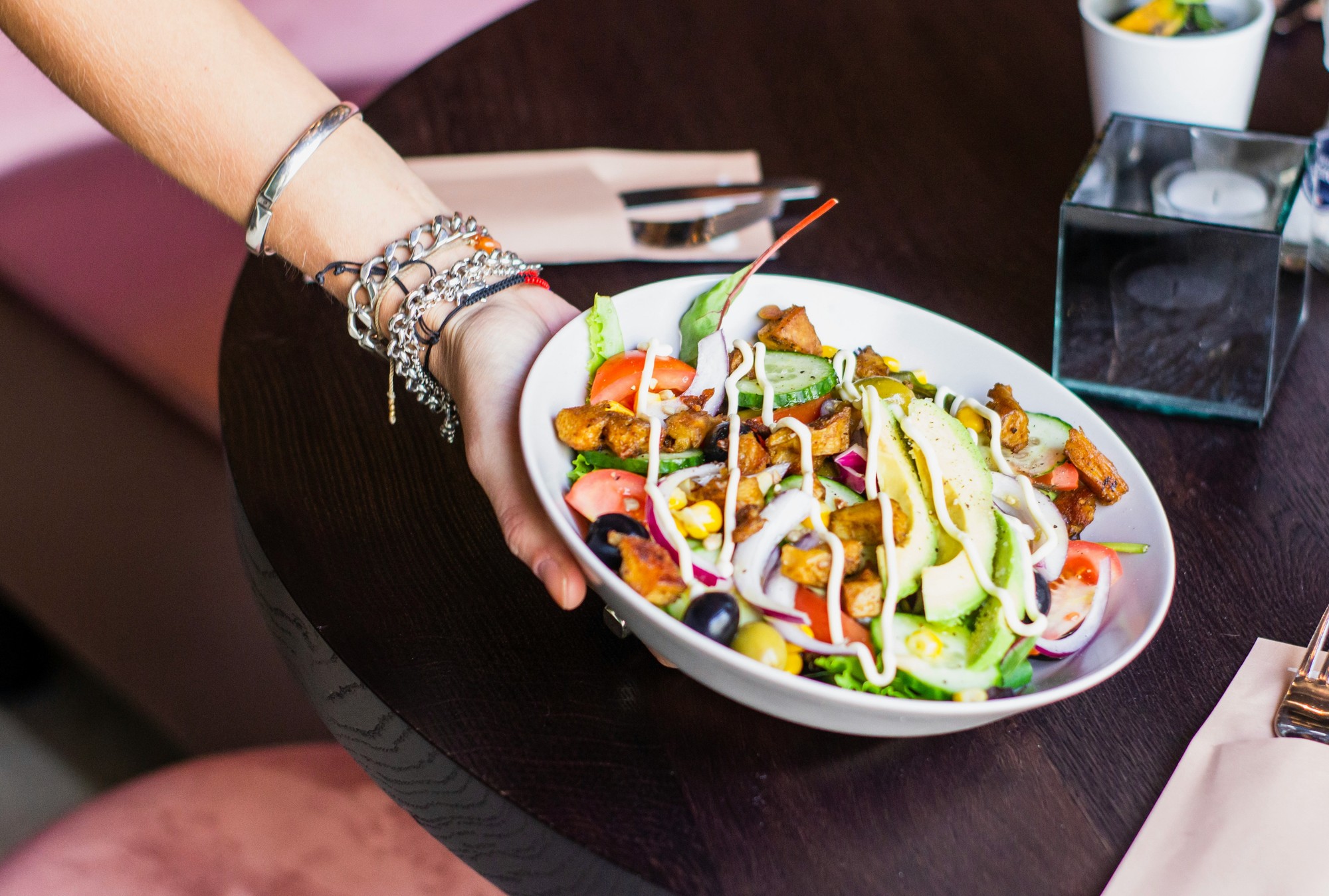 Súčasťou starostlivosti o vlasy je aj správne nastavený jedálniček.