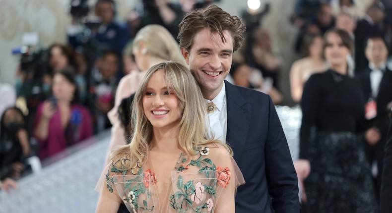 Suki Waterhouse and Robert Pattinson at the Met Gala celebrating Karl Lagerfeld: A Line Of Beauty on May 1, 2023, in New York City.Jamie McCarthy/Getty Images