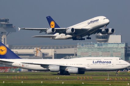 Lufthansa płaci nawet 15 tys. euro postojowego. Niemiecka opozycja oburzona