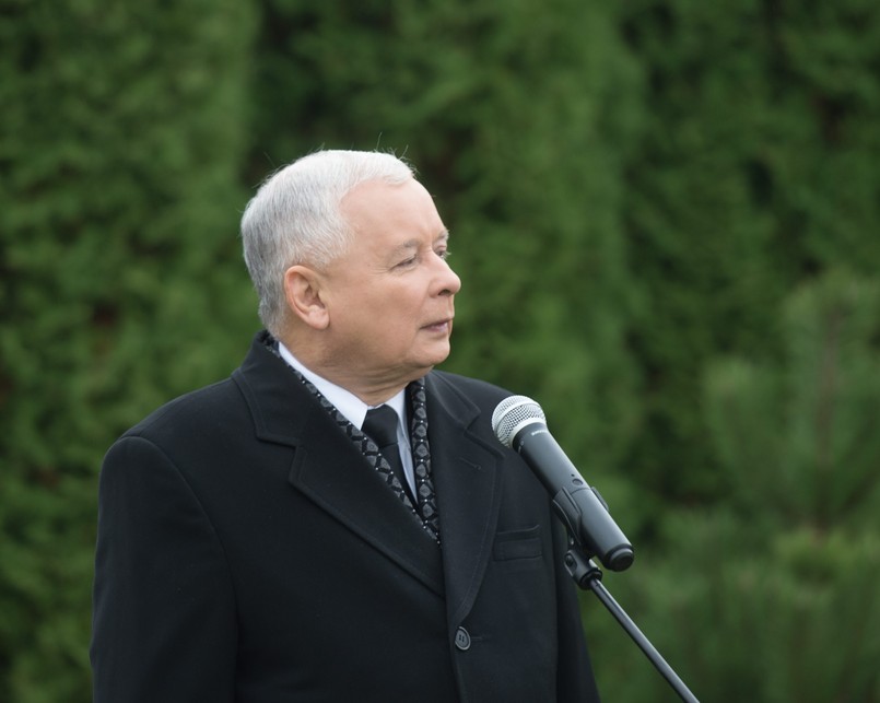 Wsparcie dla rodzin obiecywał prezes Prawa i Sprawiedliwości podczas spotkania wyborczego w Łodzi. Jarosław Kaczyński przedstawił program PiS dla rodziny.