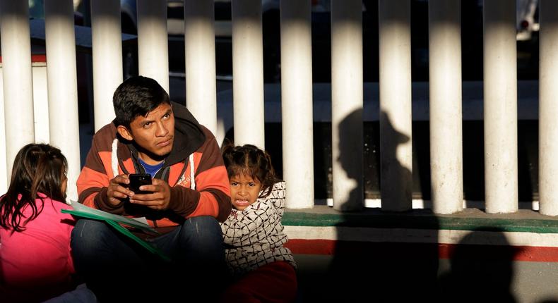 immigration court asylum seekers migrants us mexico border