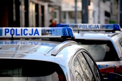 Pijani rodzice opiekowali się dwójką dzieci. Apel policji