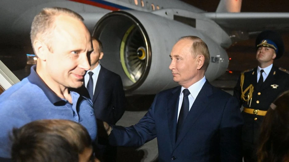 Povratak ruskih zarobljenika i ruski predsednik Vladimir Putin | Foto: EPA