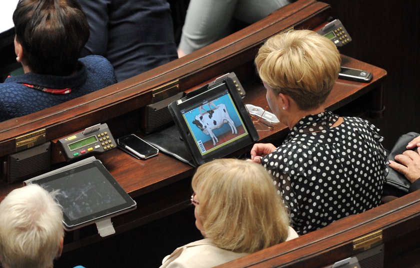 Zniszczą sejmowe tablety warte fortunę!