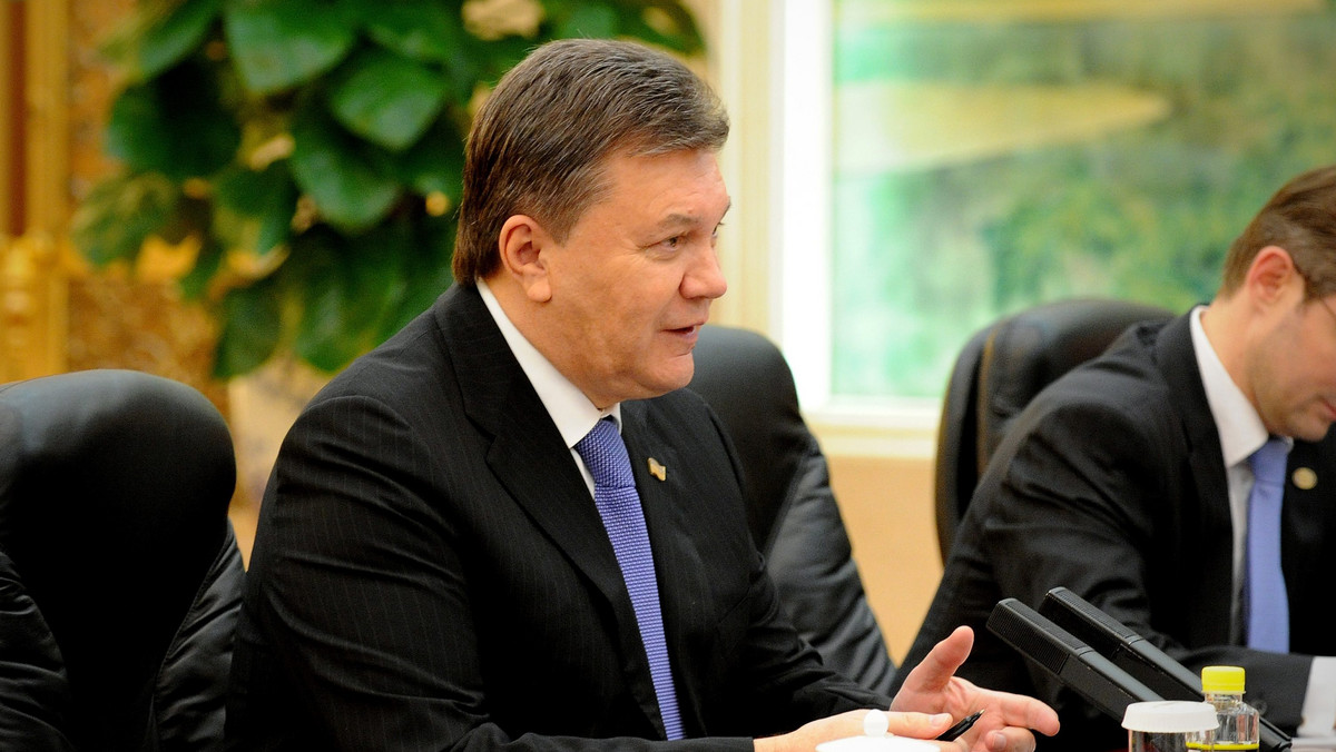 Prezydenci Władimir Putin i Wiktor Janukowycz nie podpisali w piątek w Soczi żadnych porozumień dotyczących cen rosyjskiego gazu i wstąpienia Ukrainy do Unii Celnej - powiedział dziennikarzom rzecznik rosyjskiego prezydenta Władimir Pieskow.
