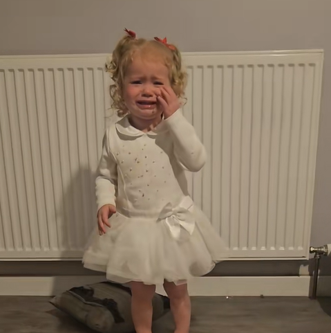 Skyla denne plakala pre veľké bolesti.