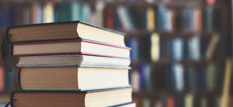 Arcydzieła światowej literatury. Dopasujesz autora do powieści? QUIZ dla moli książkowych