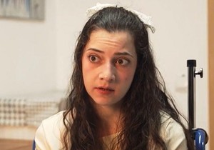 Noelija Kastiljo (25) je ostala paraplegičarka zbog povreda zadobijenih kada je pokušala da se ubije 2022. godine | Foto: Y Ahora Sonsoles (Atresmedia Television)